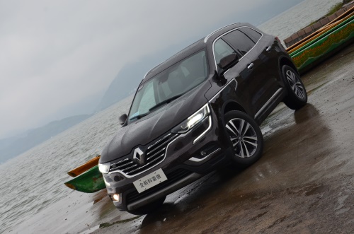 试驾2011雷诺科雷傲,东风雷诺科雷傲2018款试驾四驱