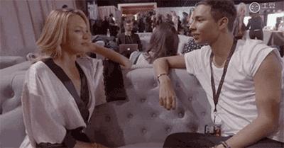 上帝の光｜穿衣服对她是种浪费，生的孩子叫腰精的后裔