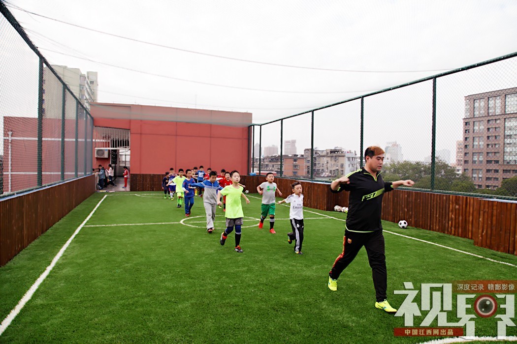 视界南昌踢球者，草根的梦，中国足球还有戏？