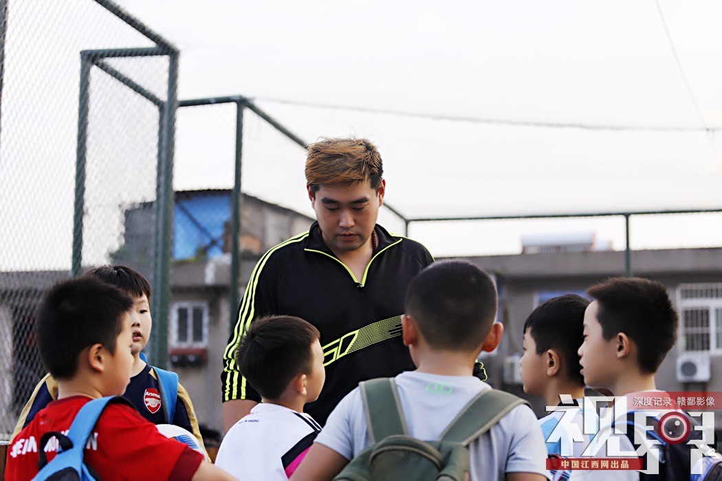 视界南昌踢球者，草根的梦，中国足球还有戏？