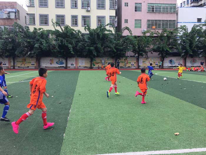 海口市秀英区校园足球赛拉开序幕,2022年海口市青少年足球比赛时间