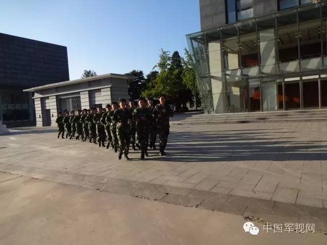 90后军营女兵,女兵军旅梦