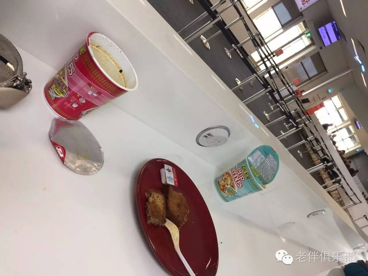 老伴自驾游好不好,6旬夫妻游欧洲