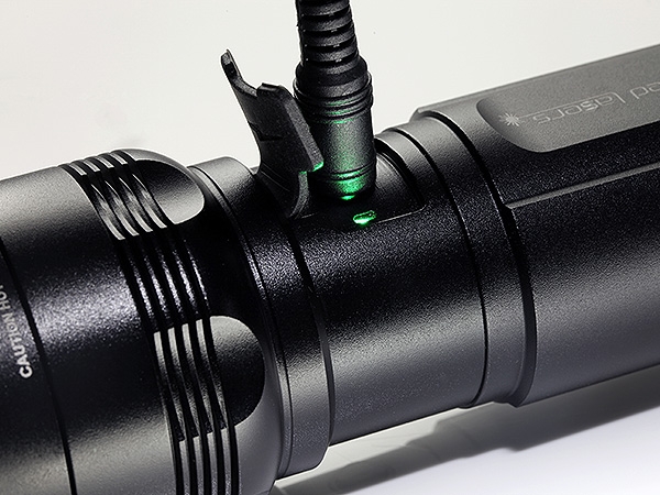 强光手电远射还是泛光实用,自制3000流明强光手电