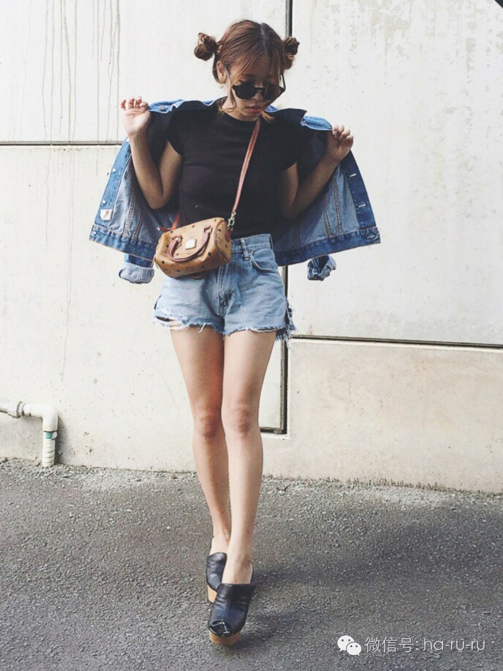 mcm的包包应该怎么搭配,mcm包包穿搭