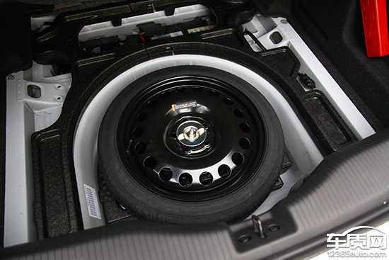 16款科鲁兹1.4t领锋,12款1.8自动雪佛兰科鲁兹试驾