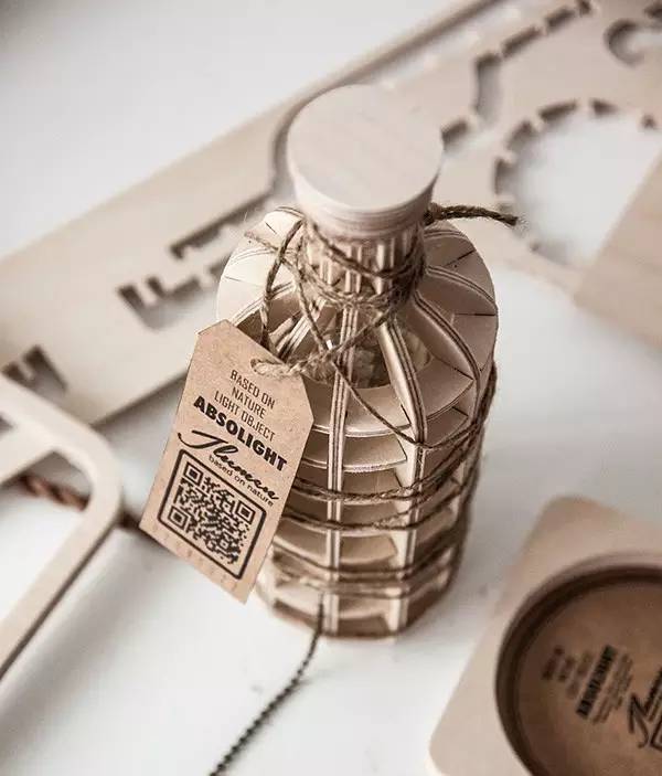 伏特加带灯光,绝对伏特加夜装限量版星夜紫