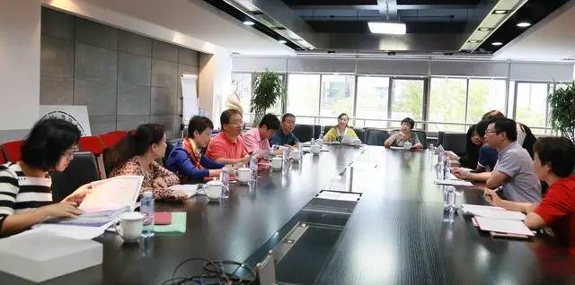 酒店评星级,酒店里有评星员吗