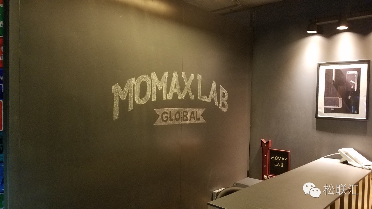 momax摩米士airtag定位器,momax摩米士100w氮化镓拆解