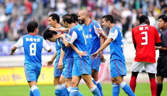 直播2018恒大对苏宁,中超第三轮苏宁与卓尔的比赛