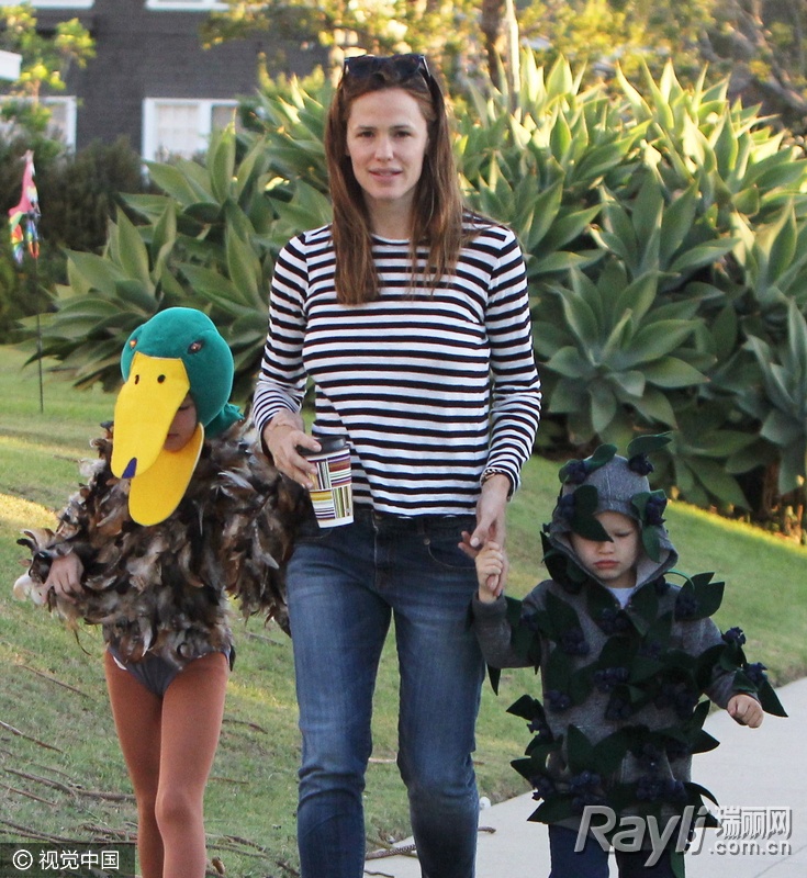 美国万圣节萌娃,万圣萌娃齐捣蛋