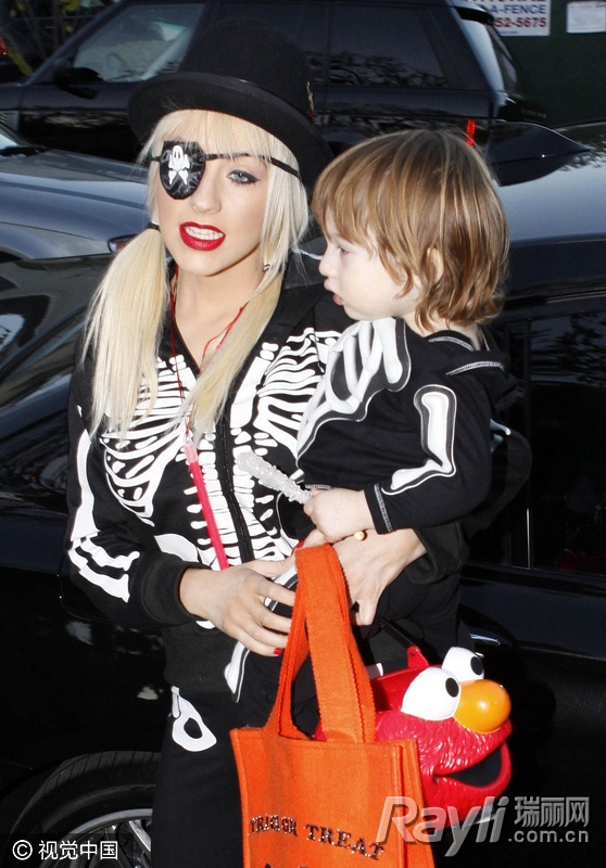 美国万圣节萌娃,万圣萌娃齐捣蛋