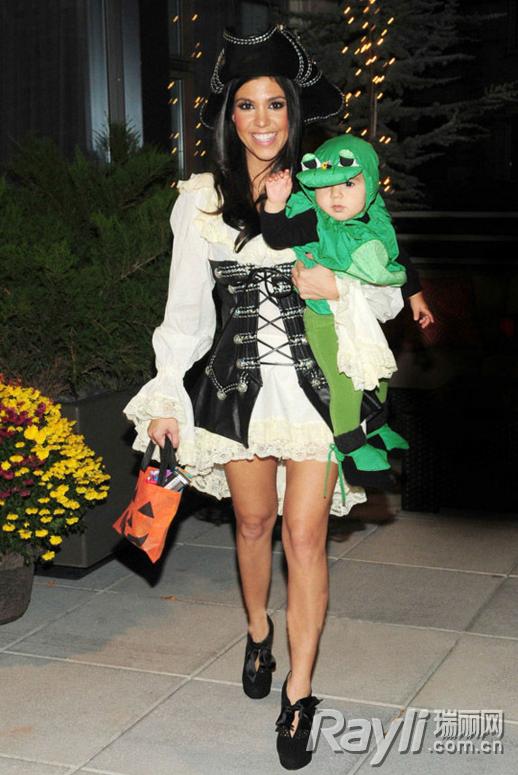 美国万圣节萌娃,万圣萌娃齐捣蛋