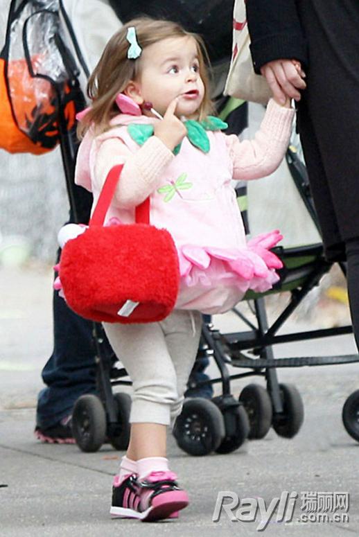 美国万圣节萌娃,万圣萌娃齐捣蛋