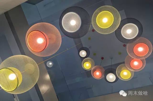 厉害了!魔都这条路上的面包比Farine好吃，梧桐比武康路还美