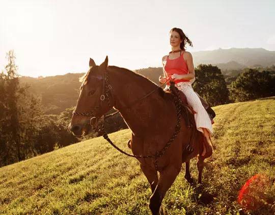 90后10个好莱坞明星,好莱坞十大最具潜力00后艺人