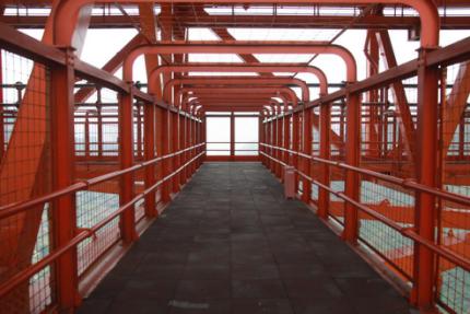 坝陵河国际跳伞邀请赛,坝陵河大桥低空跳伞邀请赛