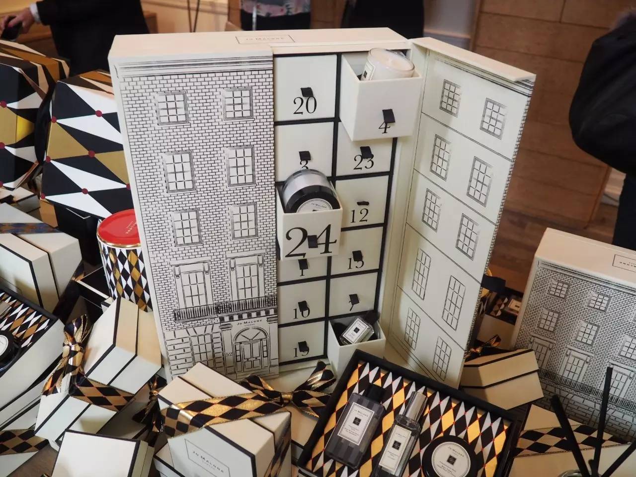 圣诞限定错过后悔2年,全球十大圣诞限定