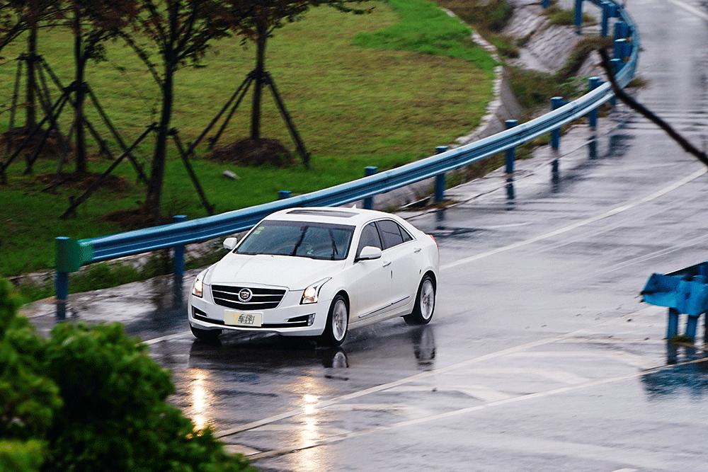 试驾凯迪拉克atsl加速,评测体验凯迪拉克