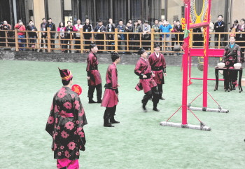 足球让人热血沸腾,足球让我们着迷