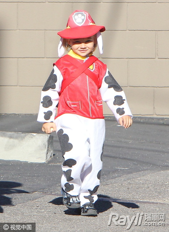 美国万圣节萌娃,万圣萌娃齐捣蛋