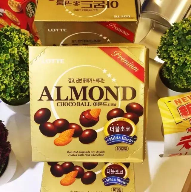 韩国小姐姐吃零食不露脸 (韩国75岁老奶奶买零食)