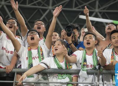 中甲莱斯特成功冲超美女老板加山哥黎兵下赛季这支球队更可怕