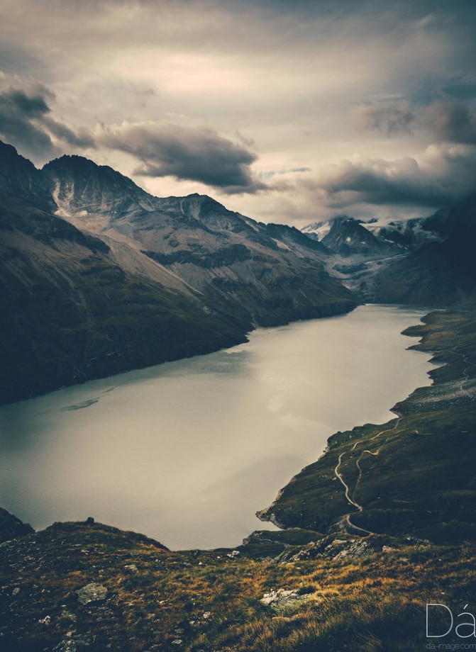 阿尔卑斯山徒步视频大全,瑞士阿尔卑斯山脉徒步实测