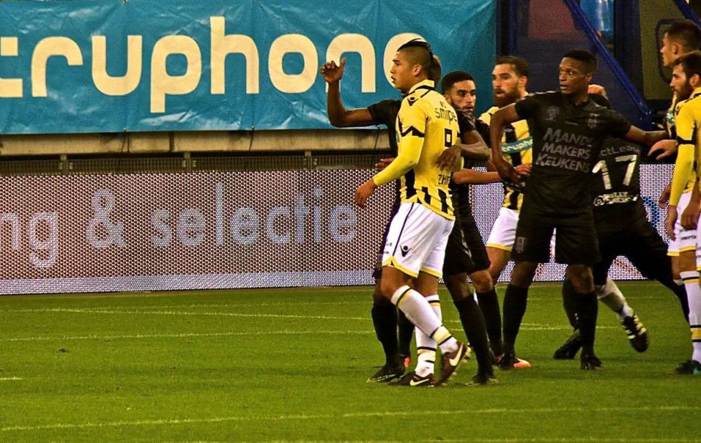 维特斯张玉宁进球,2018年世界杯亚洲12强赛张玉宁