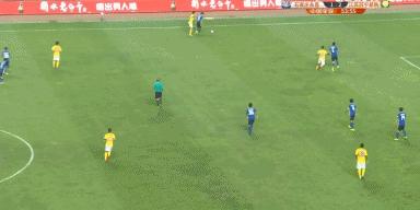 中国男足为什么不归化孔卡,中超第一后卫过人视频
