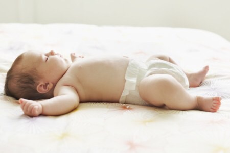 宝宝肚子胀的像个鼓怎么推拿,感觉肚子像气球胀是怎么回事