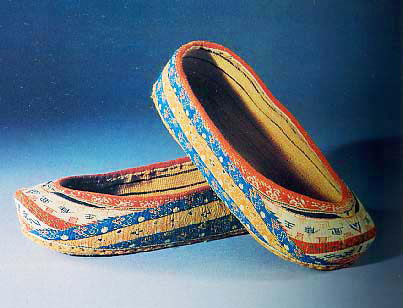 鸳鸯鞋长啥样,鸳鸯鞋和情侣鞋的区别