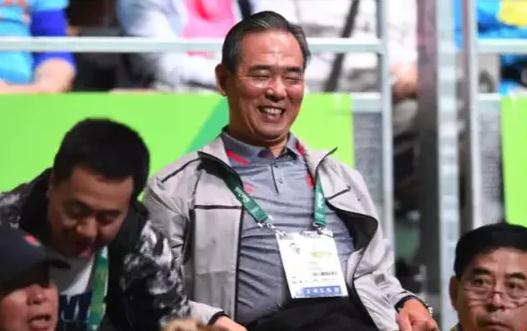 签下里皮或拯救国足当功臣，蔡振华这次没得黑了吧？