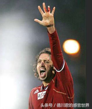 足坛五大争议庆祝：处决+撕掉手指