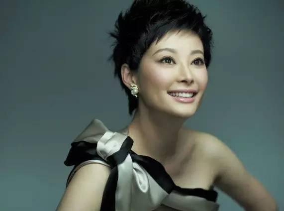 哪些明星和周星驰同一档,盘点那些因为周星驰而成为的明星