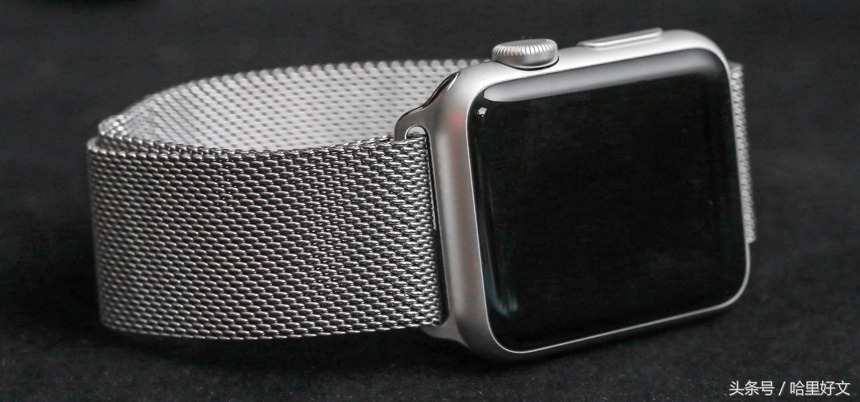 apple watch 7表带怎么戴 (apple watch回环表带和米兰尼斯表带)