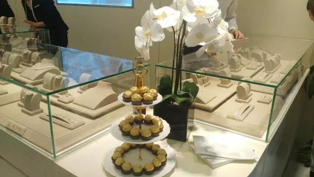 华丽变身装,华丽变身霸气