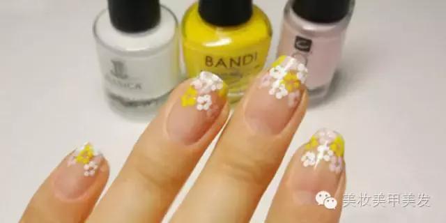 不会美甲想开美甲店,不会打扮怎么学打扮