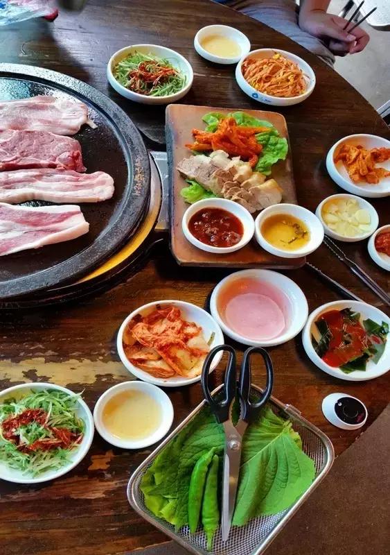 除了美景美食也不可辜负,带你领略济州岛的美景