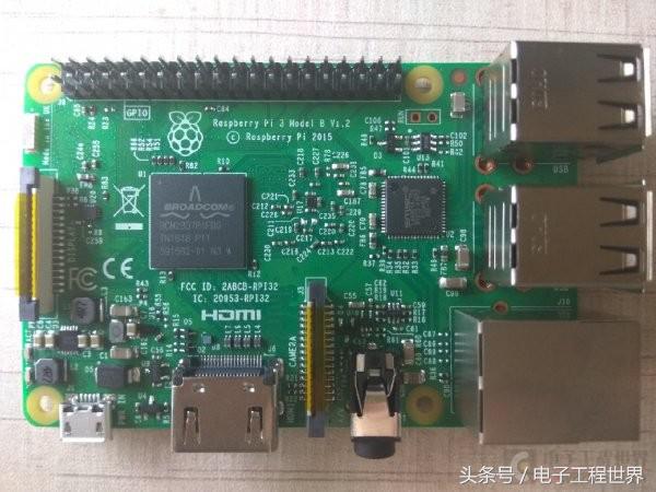 一起玩树莓派3+迟来的Pi3开箱评测