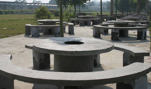 又到了夏天路边烧烤,又到了烧烤的时候