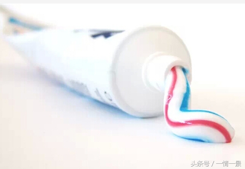 刷了那么久牙怎么还是有口臭,刷了几十年的牙膏