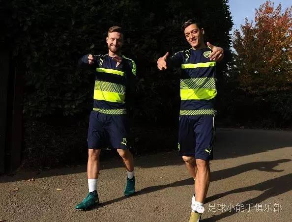 梅西携阿根廷队谢场,梅西携三叉戟破门