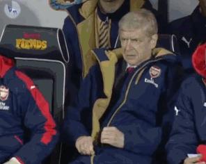 足球场上的尴尬失误瞬间,疯狂的足球2019世界足坛搞笑瞬间