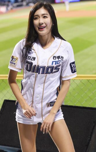 棒球运动在中国推广不开的原因，可能源于场上缺少了这些人