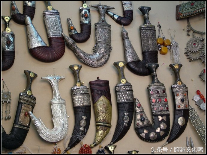 也门历代国徽 (也门的各版本国徽)