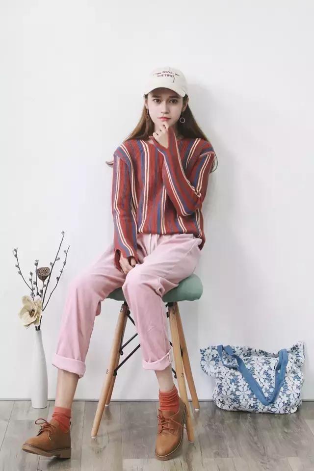 唐嫣粉色裙打扮甜度满分,唐嫣粉红色西装造型