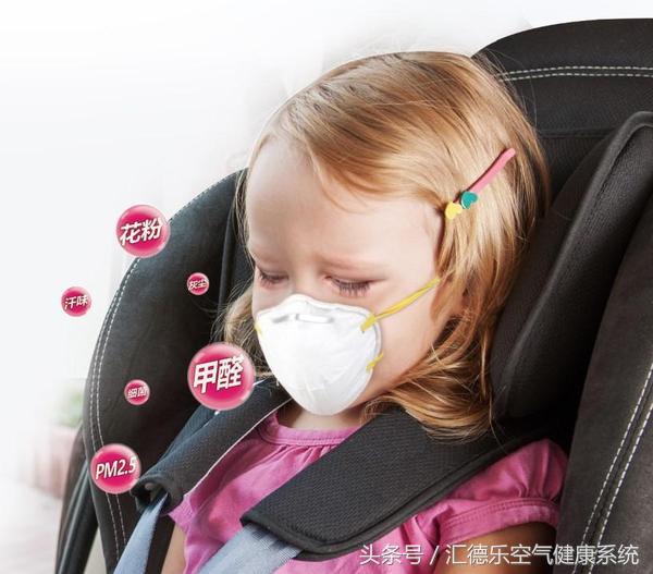 宝宝不愿意坐车有什么办法,宝宝不爱抱着喝奶怎么办