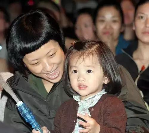 陈奕迅：别人不懂我鬼马背后的深情，你懂就好