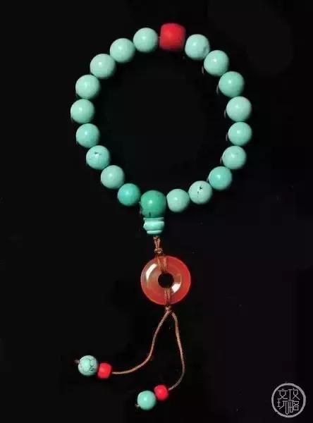 细压发圈的戴法,四圈太松五圈太紧